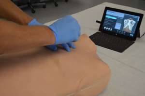 SIMETRI-Medical-simulation-Needle-Chest-Decompression-2